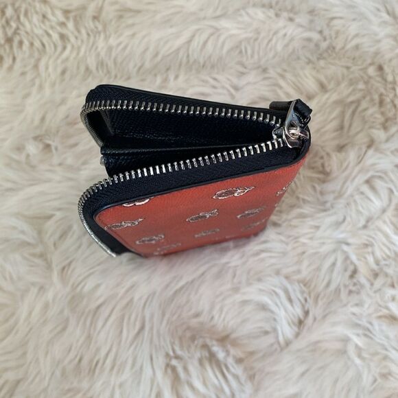 Coach Rose Floral Patter Long Zippy Wallet - Picture 14 of 16